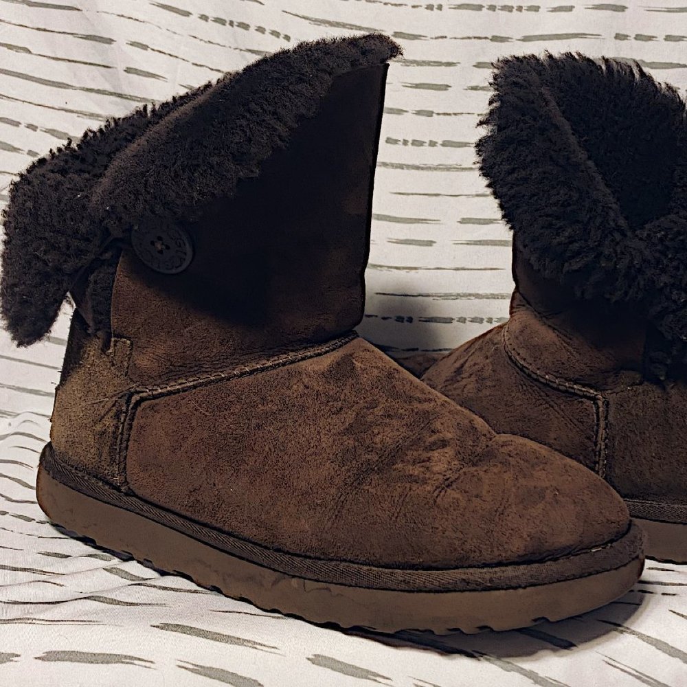 Brown UGG Boots with Fur